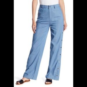 HONEY PUNCH- Small -Denim Snap Up Pants